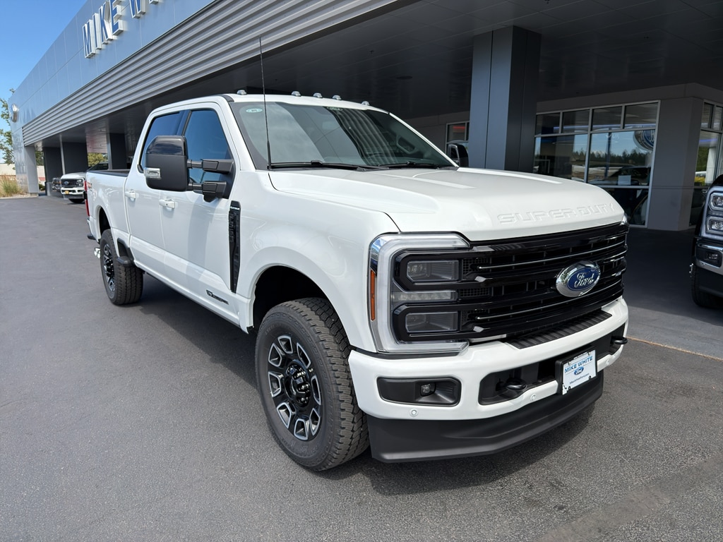 New 2026 Ford F-350 Platinum Truck Crew Cab