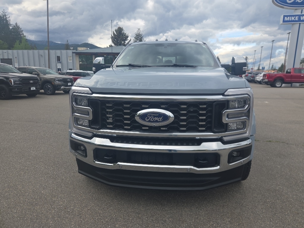 Certified 2025 Ford Superduty Incomplete King Ranch DRW CREW CAB LONG BED TRUCK