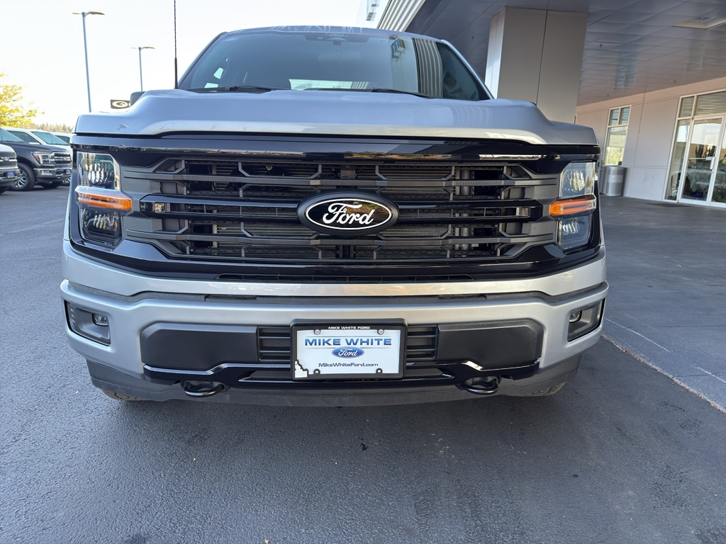 New 2025 Ford F-150 XLT Truck SuperCrew Cab