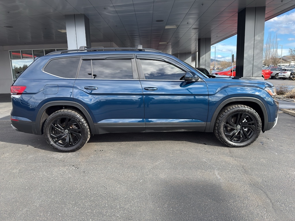 Used 2023 Volkswagen Atlas 3.6 SE w/ Technology SUV