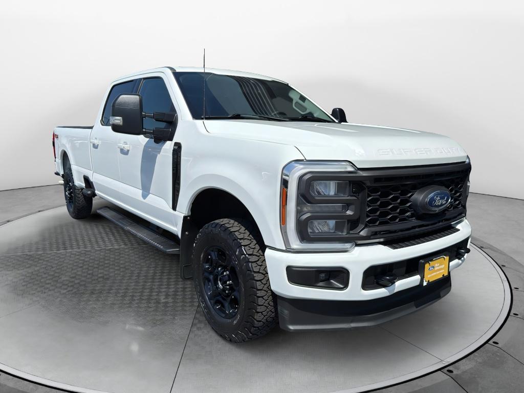 2023 Ford F-350 XLT 4x4 Crew Cab 176 in SRW's photo