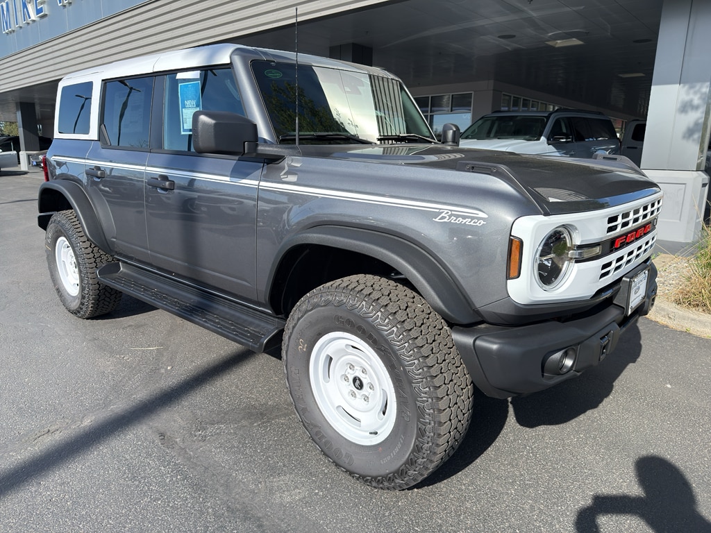 2026 Ford Bronco Heritage Edition 4x4's photo