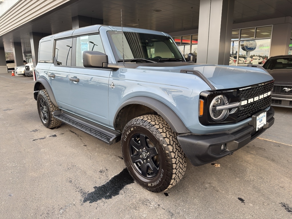 2025 Ford Bronco Outer Banks 4x4's photo