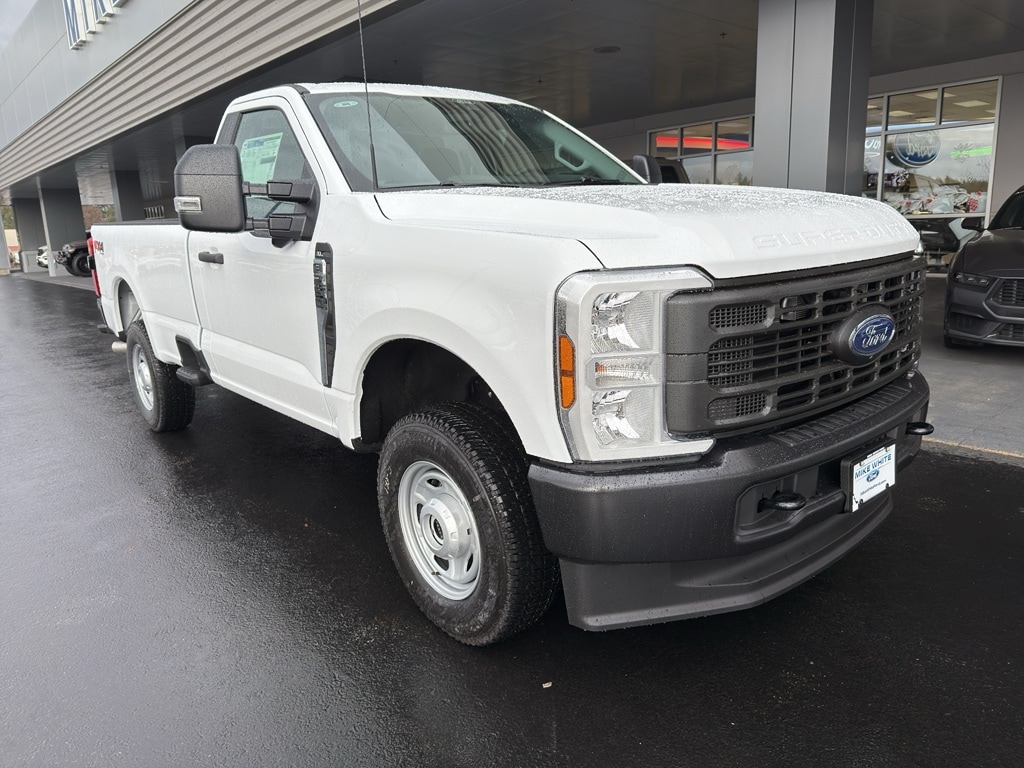 2026 Ford F-250 Super Duty XL's photo