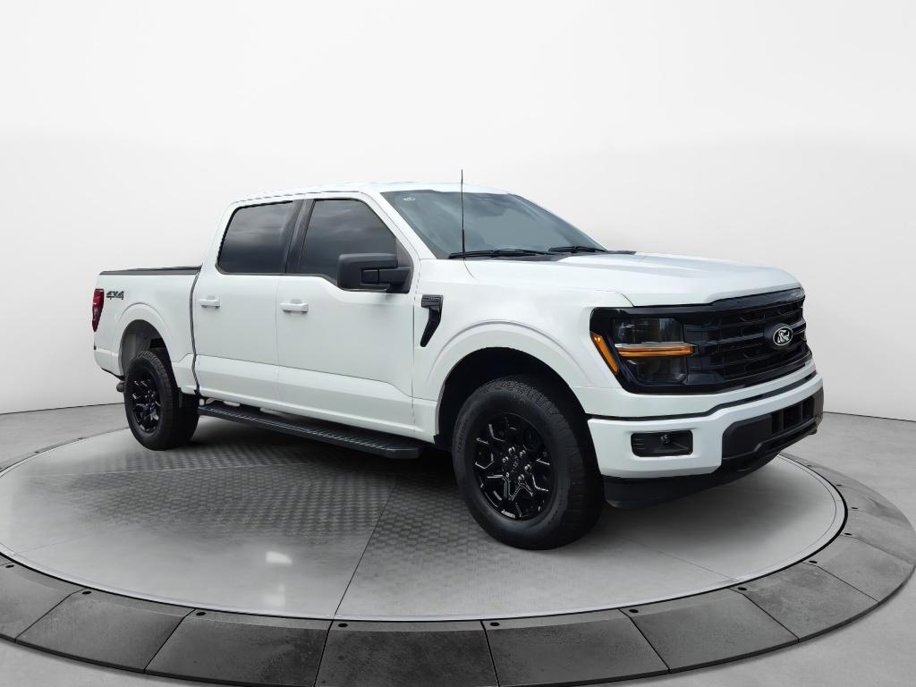2025 Ford F-150 XLT 4x4 SuperCrew 145 in's photo