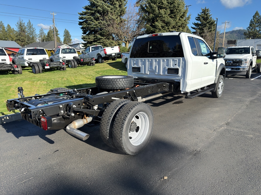 New 2026 Ford F-550 Chassis Truck Super Cab
