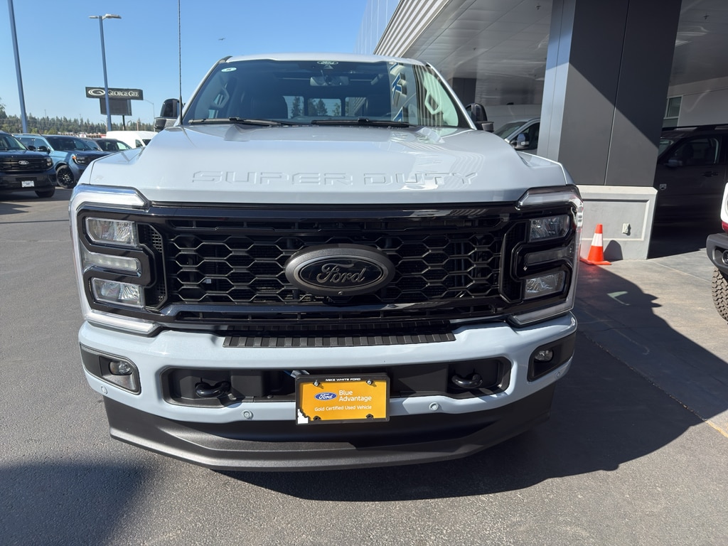 Used 2025 Ford F-350 Lariat Super Duty Crew Cab