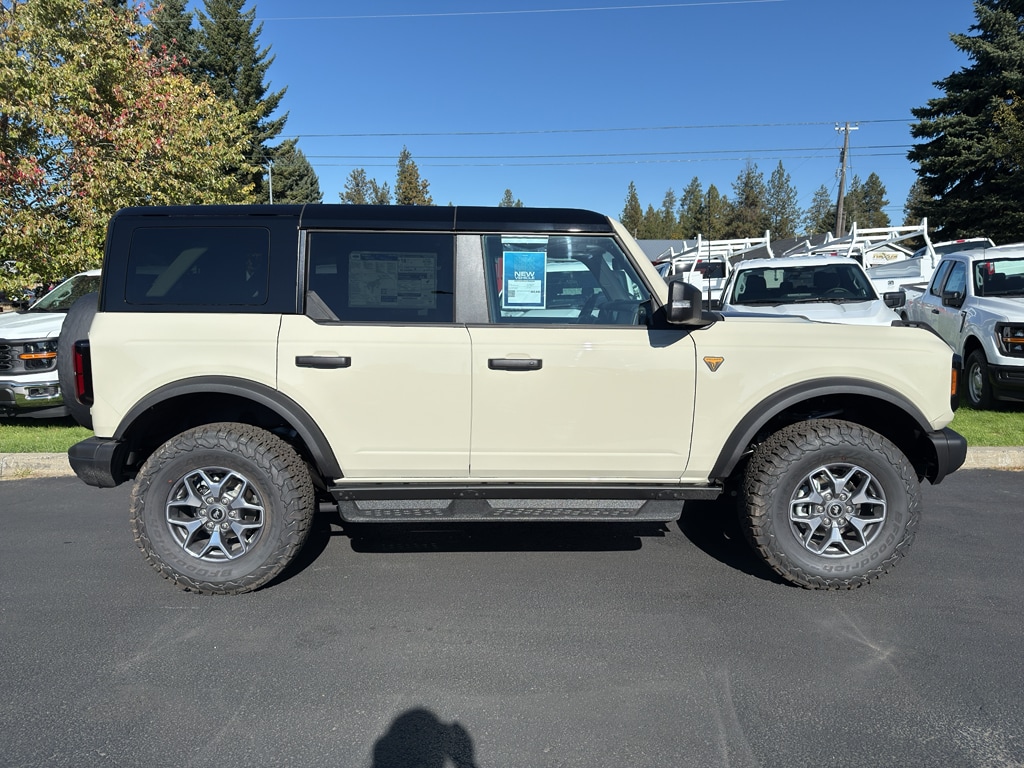 New 2025 Ford Bronco Badlands SUV