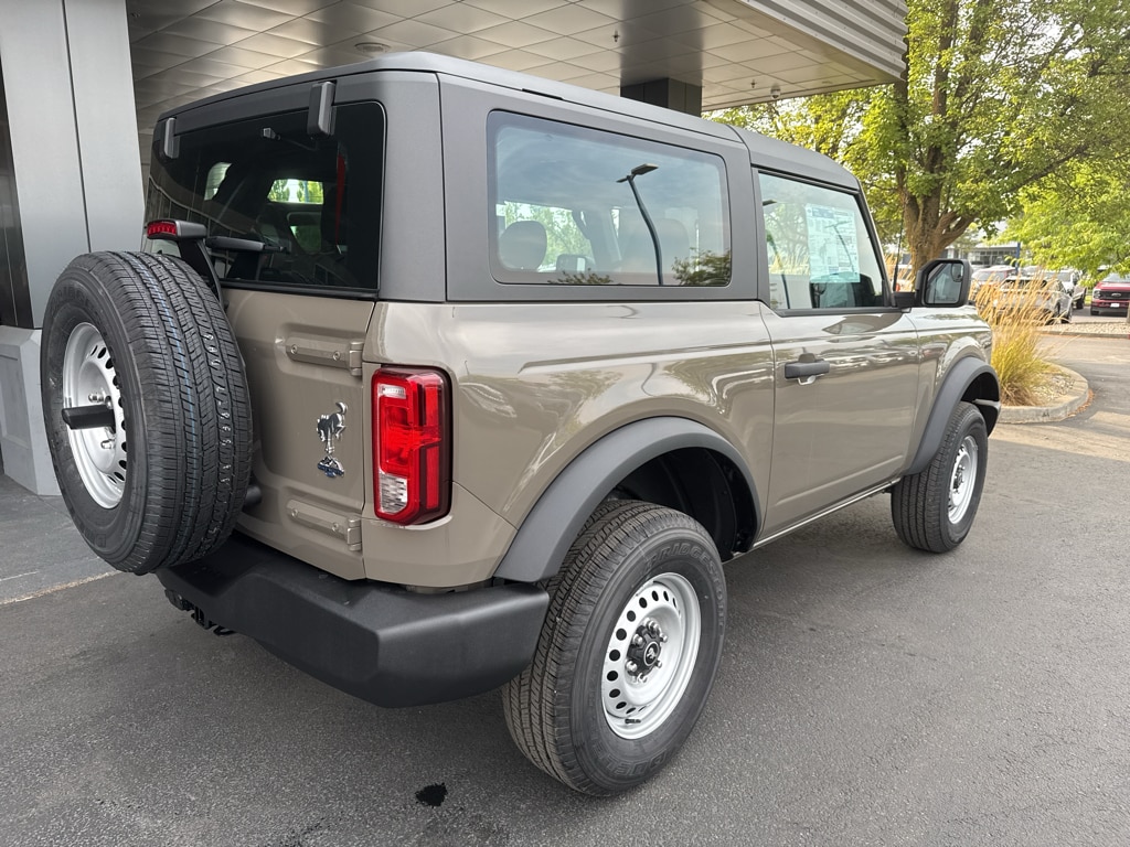 New 2026 Ford Bronco Base SUV