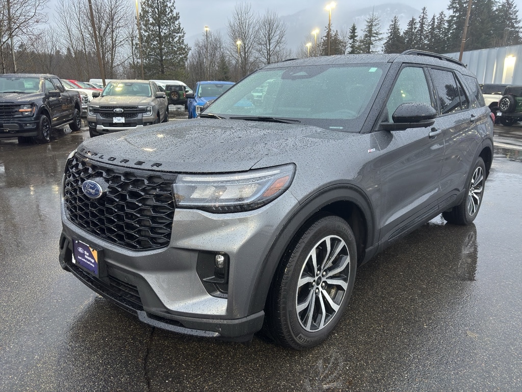 Used 2025 Ford Explorer ST-Line SUV