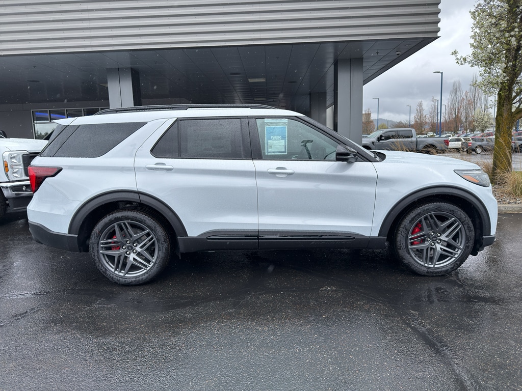 New 2026 Ford Explorer ST SUV