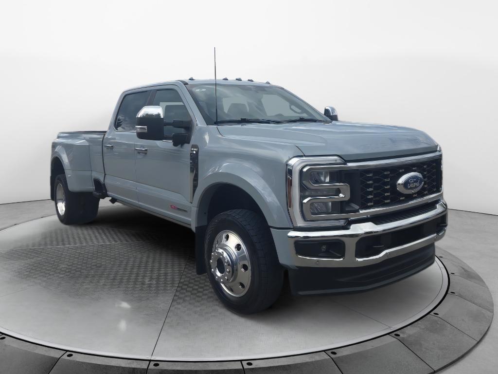 2025 Ford F-450 King Ranch 4x4 Crew Cab 8' Box DRW's photo