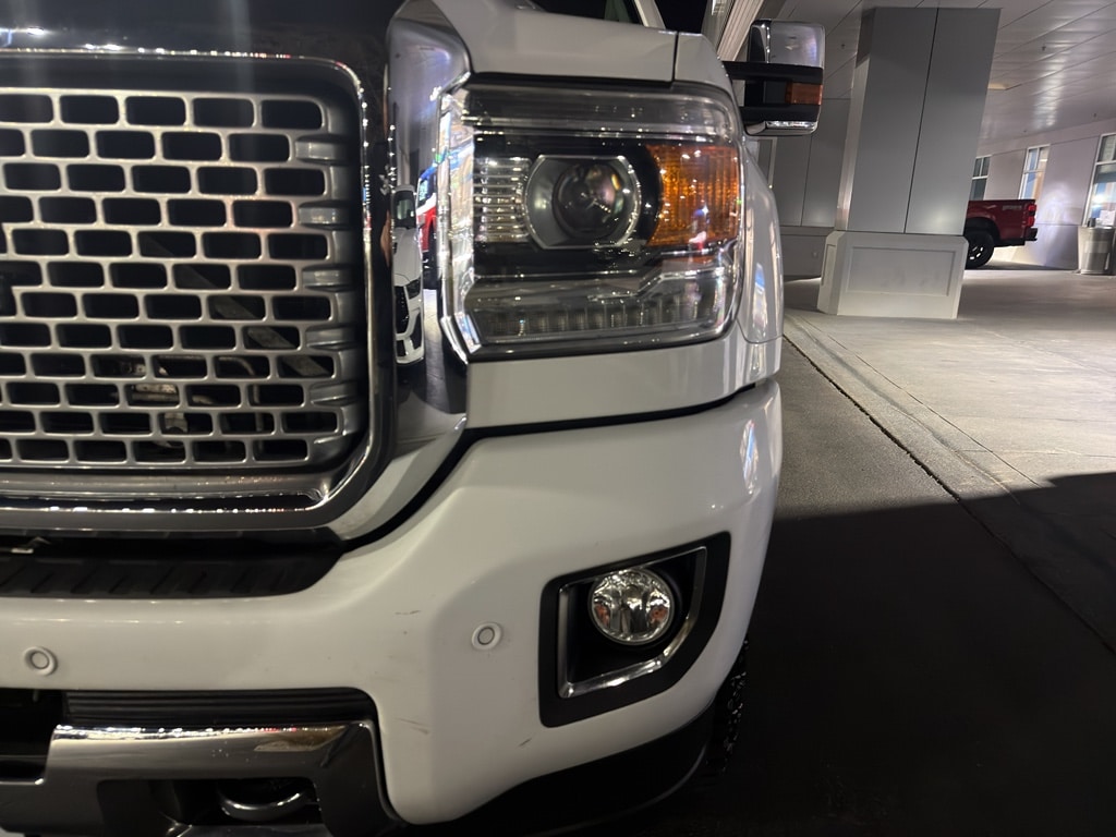 Used 2016 GMC Sierra 3500HD Denali Crew Cab Truck