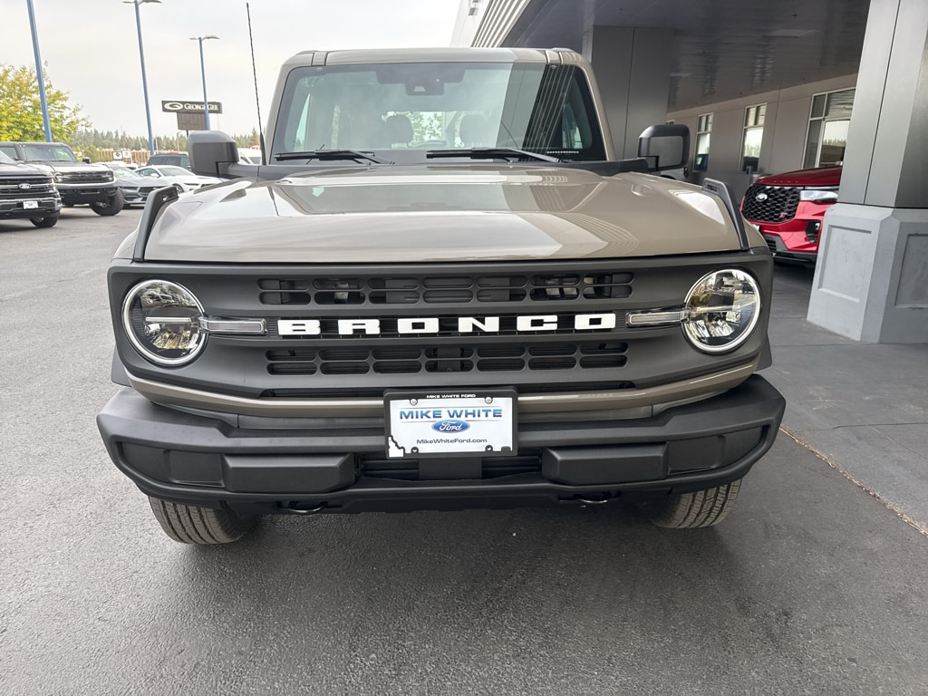 New 2026 Ford Bronco Base SUV