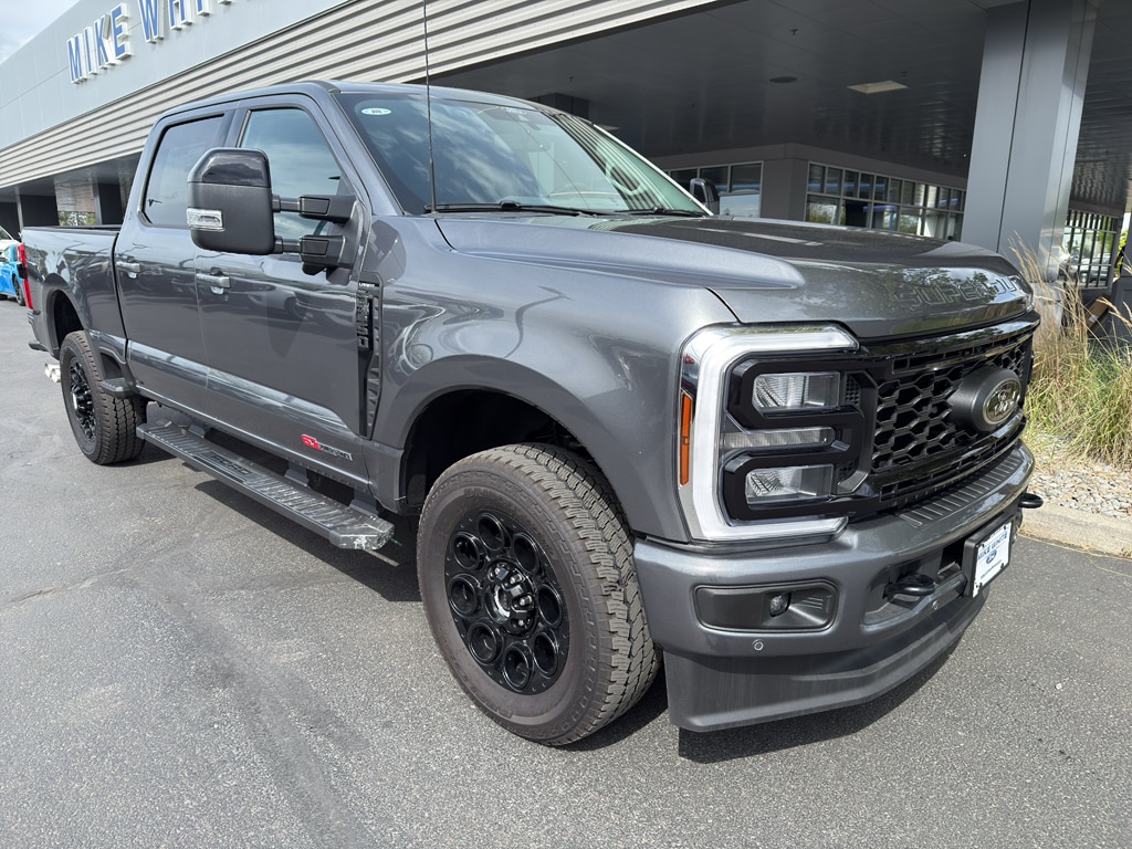 2026 Ford F-350 Lariat 4x4 Crew Cab 6-3/4' Box SRW's photo