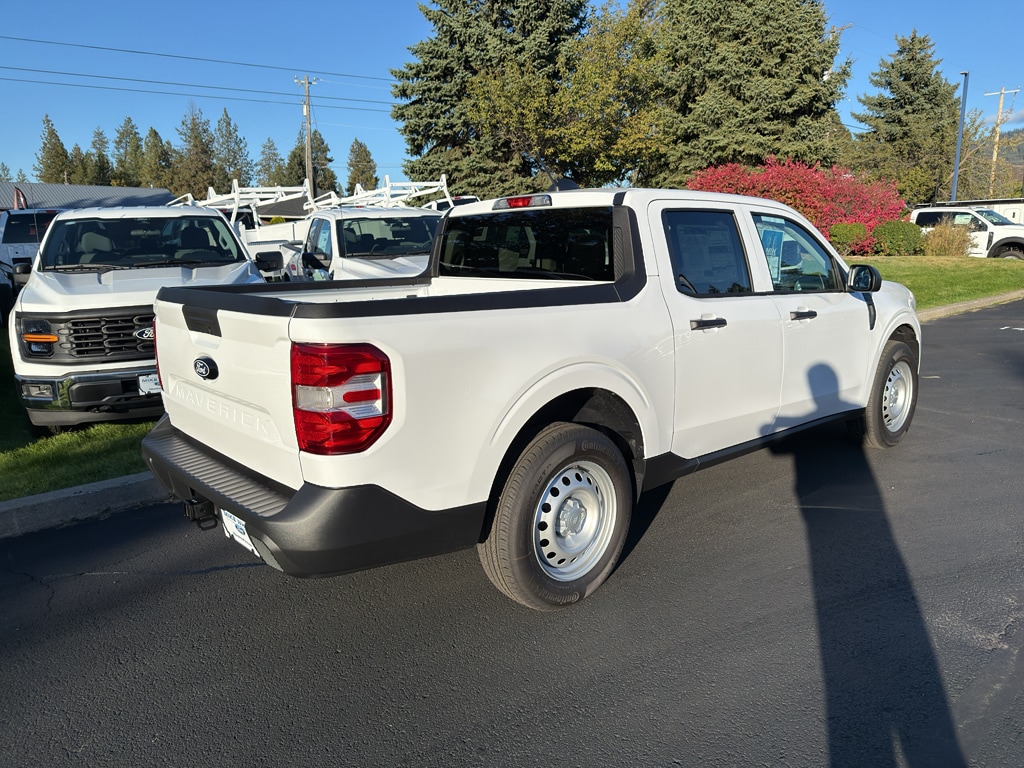New 2025 Ford Maverick XL Truck SuperCrew