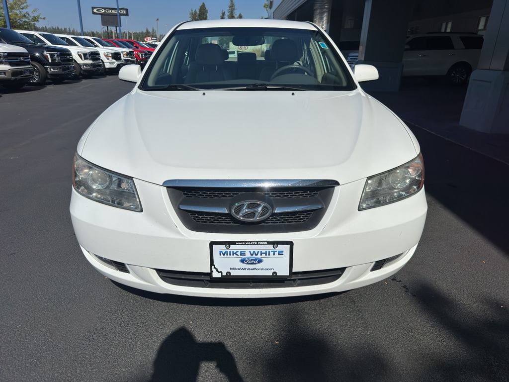 Used 2008 Hyundai Sonata LIMITED with VIN 5NPEU46C68H306458 for sale in Ponderay, ID