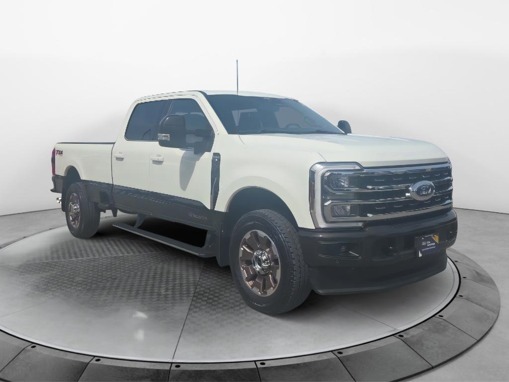 2025 Ford F-350 King Ranch Crew Cab 4x4 176 in SRW's photo