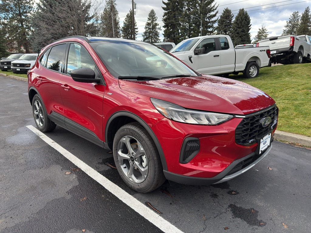 2026 Ford Escape ST-Line's photo