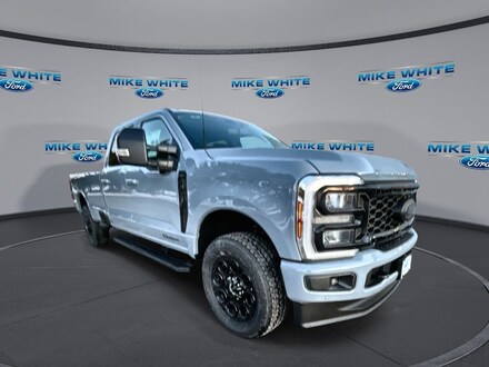 2025 Ford F-350 Lariat Truck Crew Cab