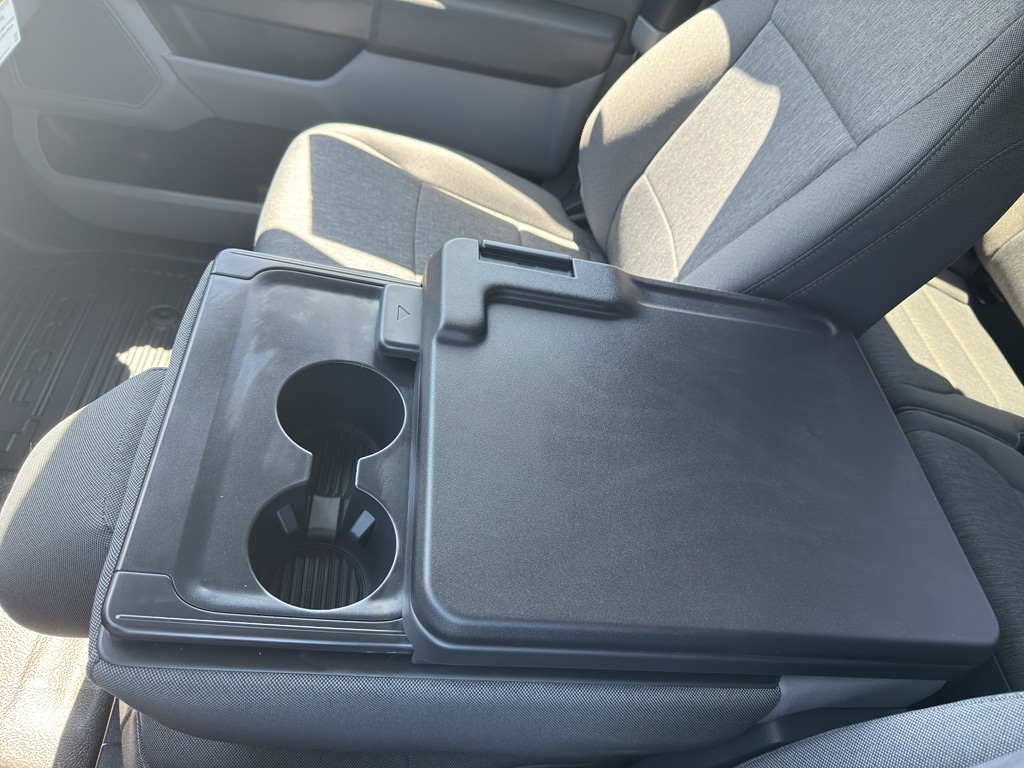2025 Ford F-350 Super Duty Chassis Cab XL - Photo 28