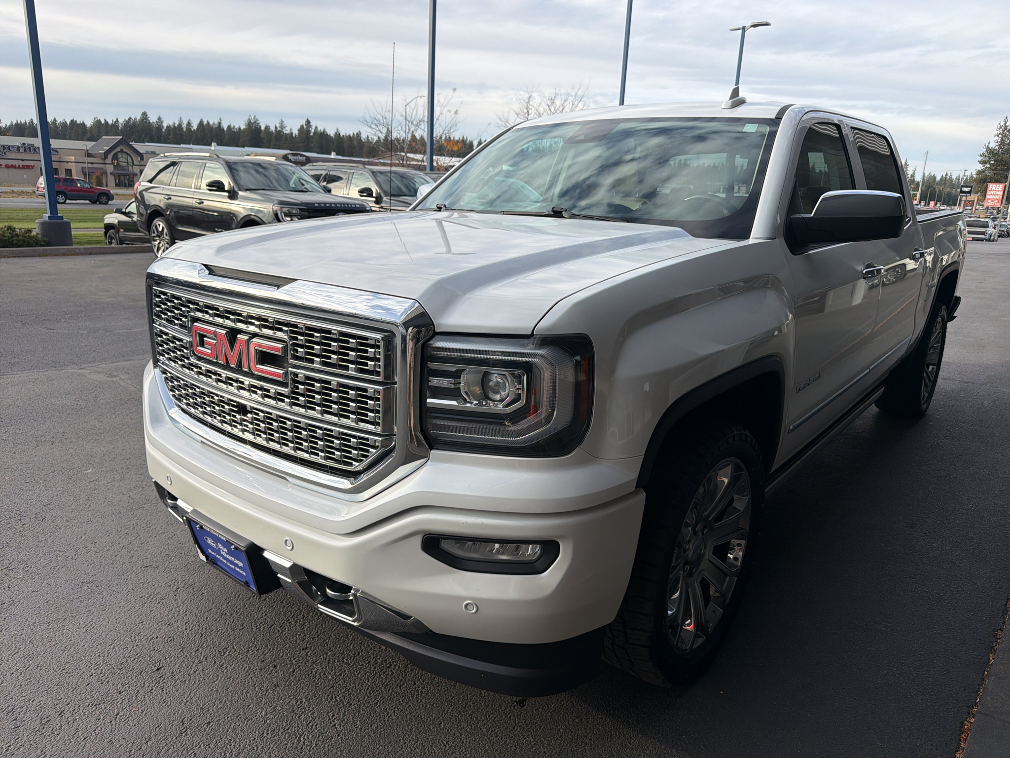 Used 2017 GMC Sierra 1500 Denali Crew Cab Short Bed Truck