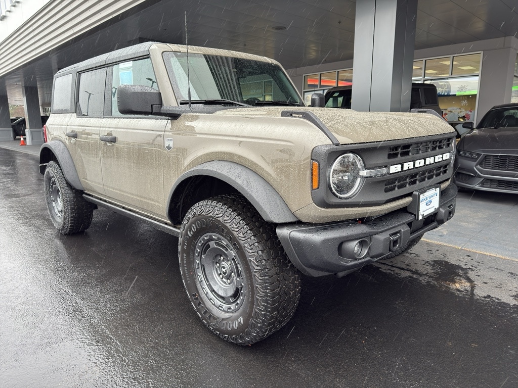 2025 Ford Bronco 4-Door Big Bend's photo
