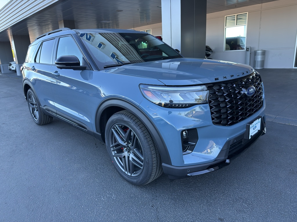 2026 Ford Explorer ST 4WD's photo
