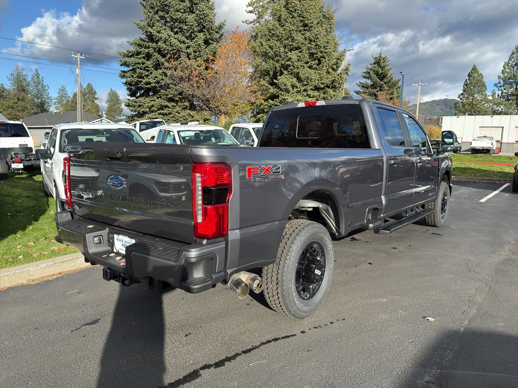 New 2026 Ford F-250 XL Truck Crew Cab