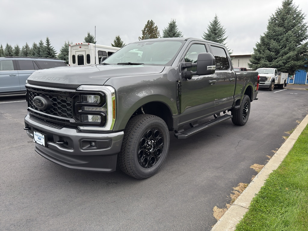 New 2026 Ford F-250 Truck Crew Cab