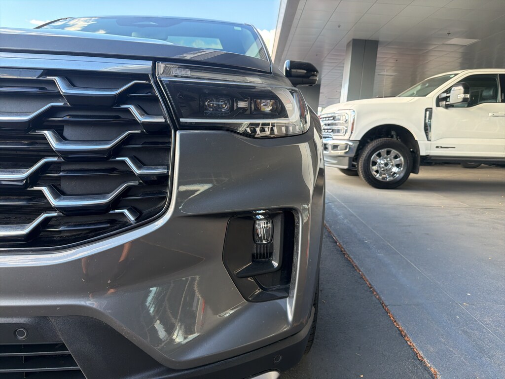 Used 2025 Ford Explorer Platinum SUV