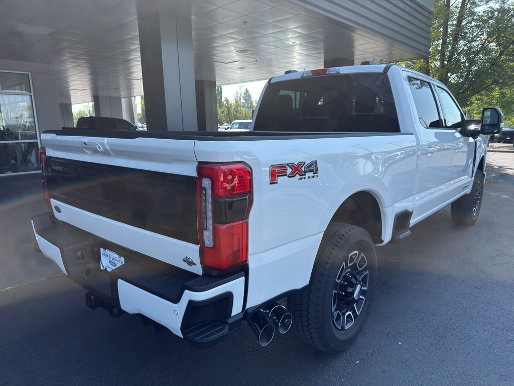 New 2026 Ford F-350 Platinum Truck Crew Cab