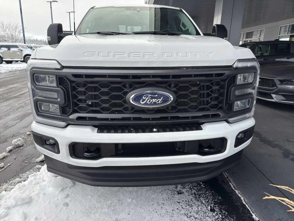 Certified 2023 Ford F-350 XLT CREW CAB