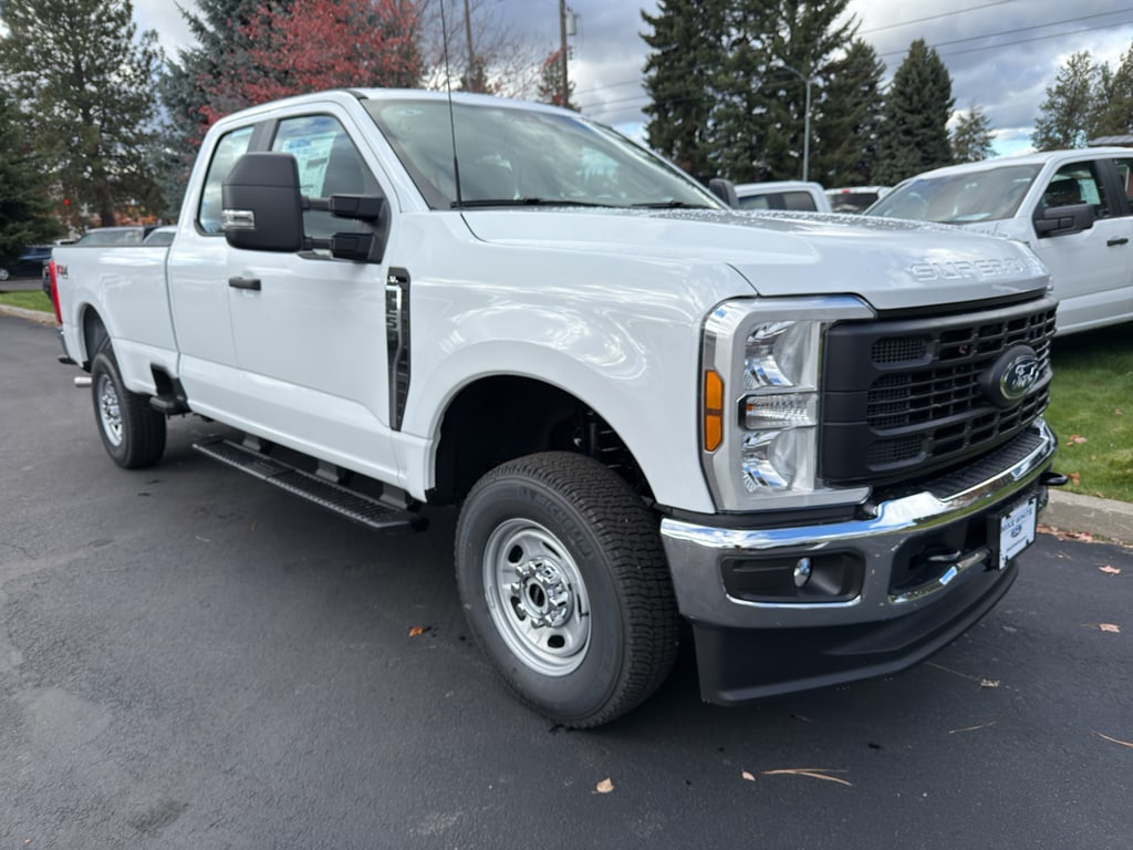 2026 Ford F-250 Super Duty XL's photo