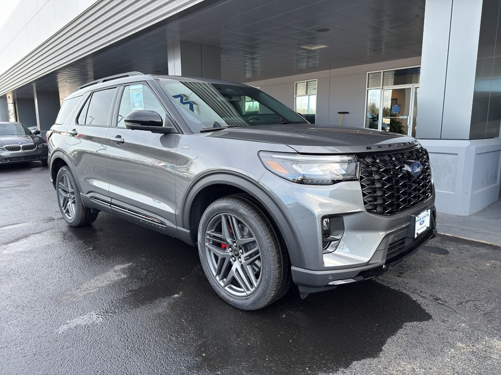 2026 Ford Explorer ST-LINE 4WD's photo