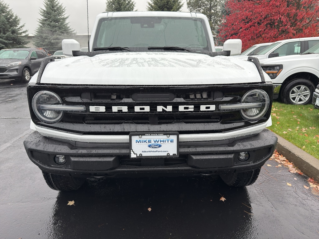 New 2025 Ford Bronco Outer Banks SUV