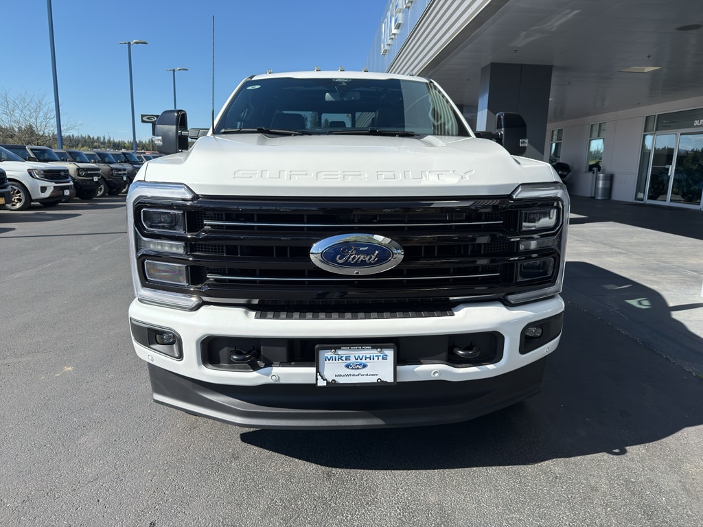 New 2026 Ford F-350 Platinum Truck Crew Cab