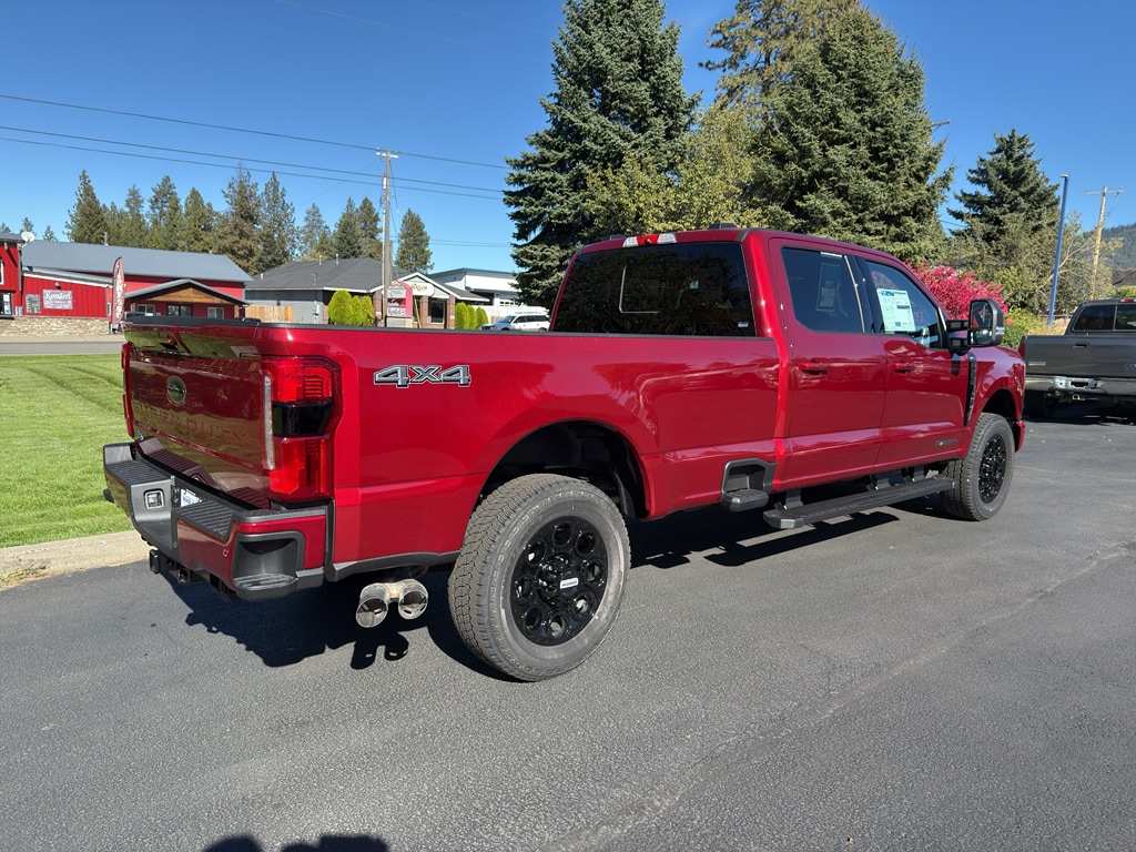 New 2026 Ford F-350 XLT Truck Crew Cab
