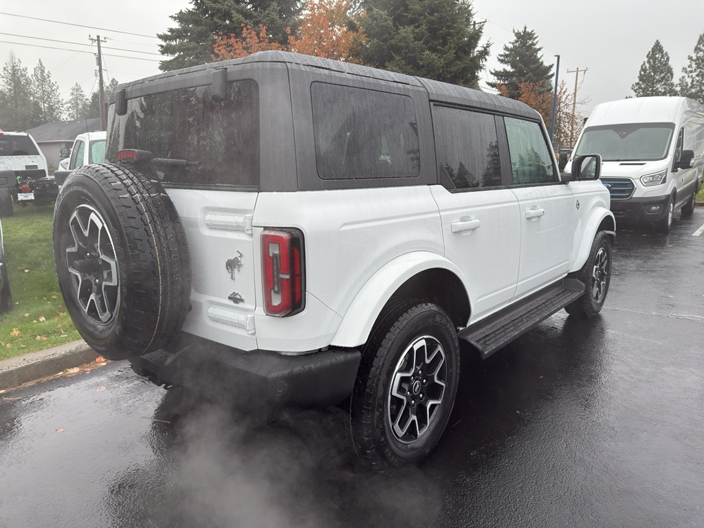 New 2025 Ford Bronco Outer Banks SUV