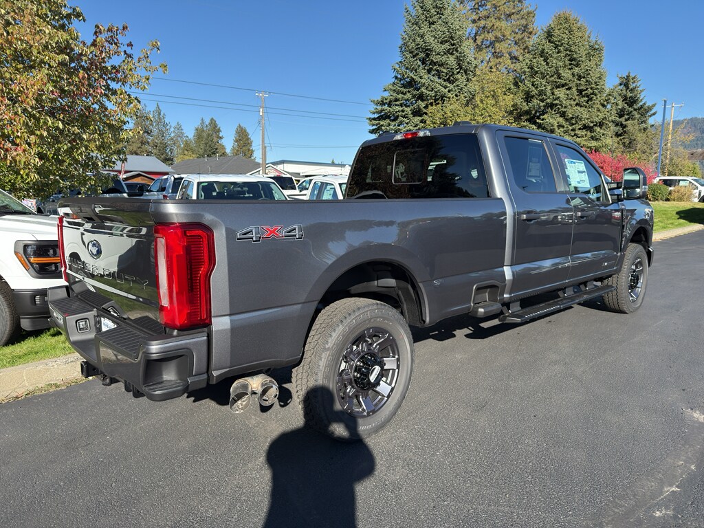 2026 Ford F-250 XL photo 4