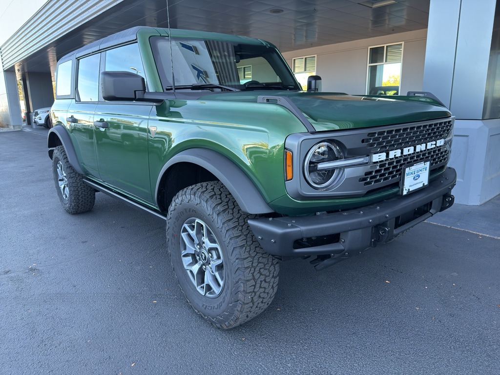 New 2025 Ford Bronco Badlands SUV