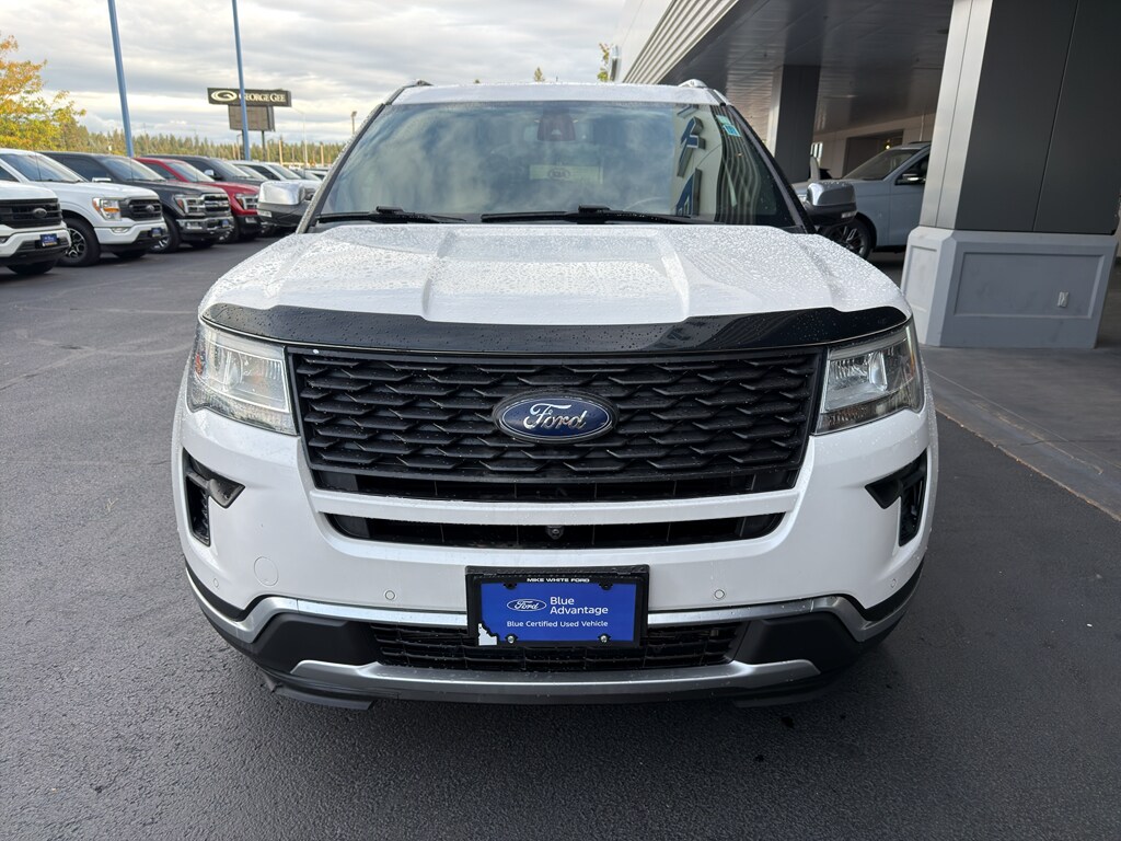 2018 Ford Explorer Platinum photo 2