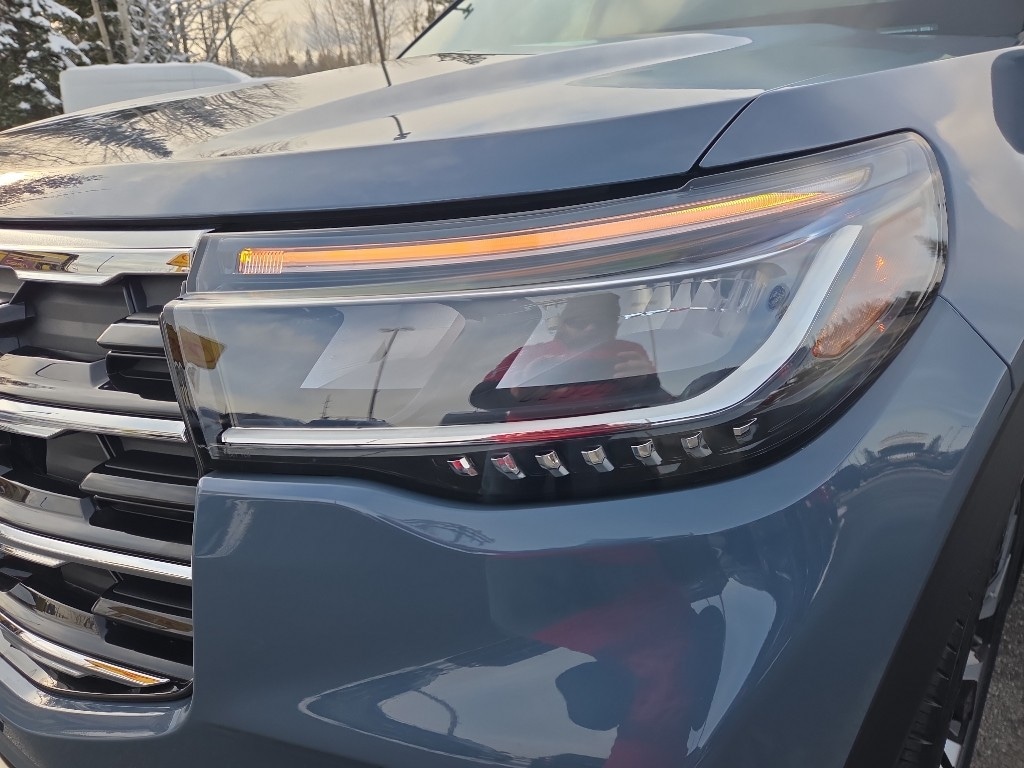 Used 2025 Ford Explorer Active SUV