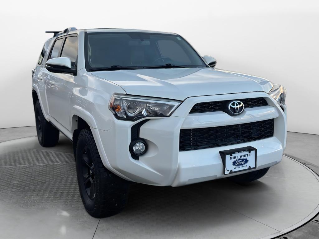 2018 Toyota 4Runner SR5 Premium's photo