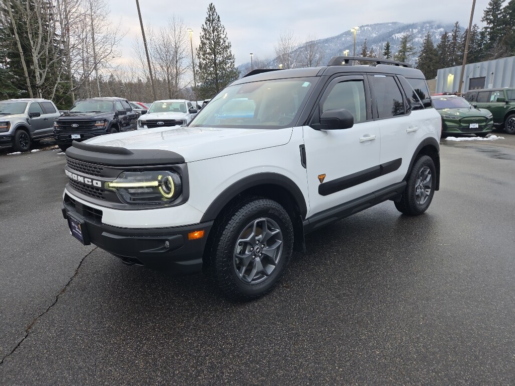 2021 Ford Bronco Sport Badlands photo 2