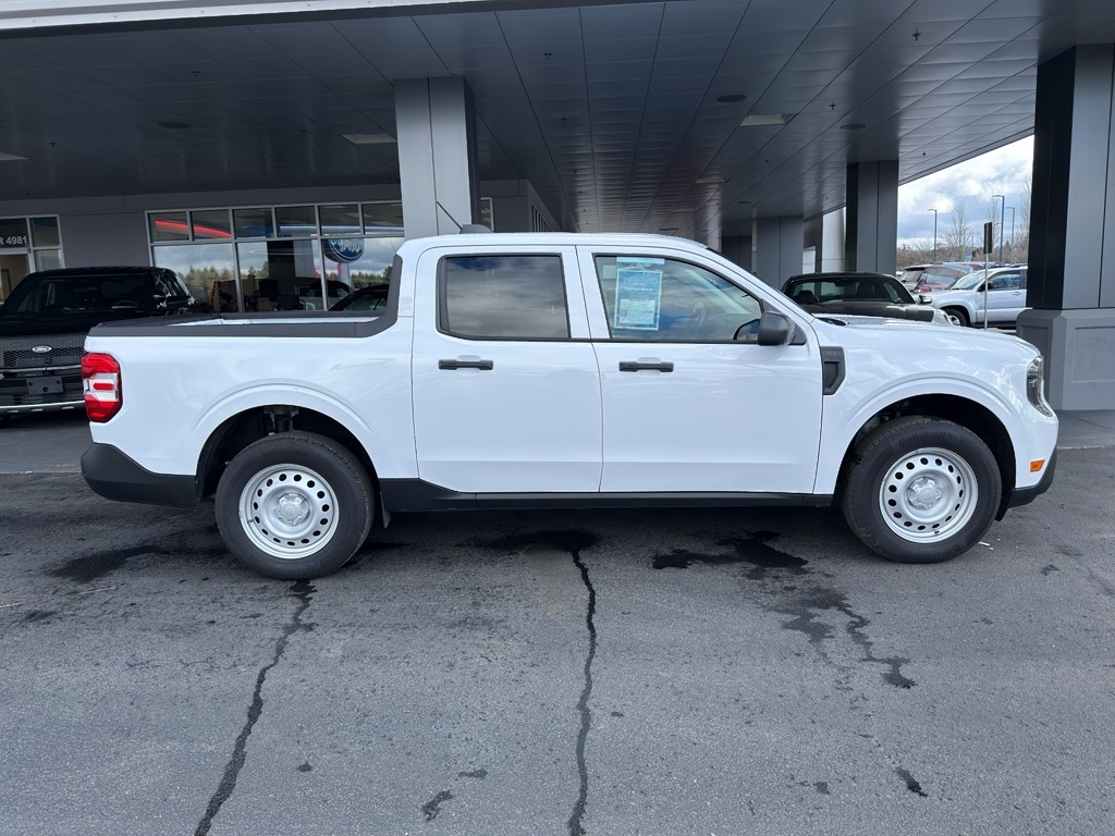 New 2025 Ford Maverick XL Truck SuperCrew