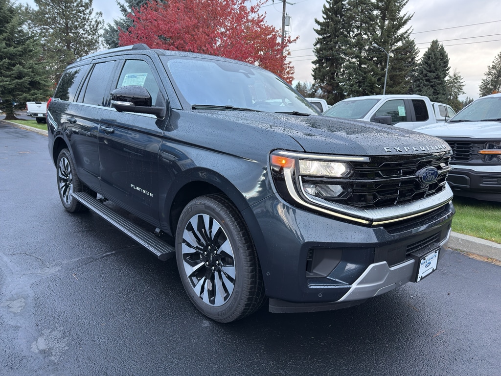 2025 Ford Expedition Platinum's photo