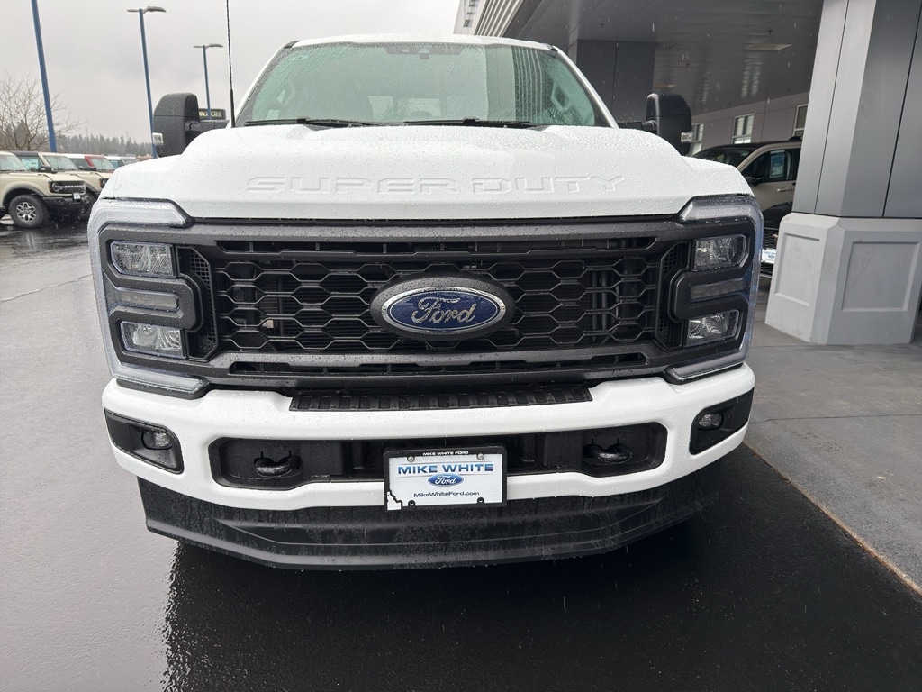 New 2026 Ford F-250 XL Truck Crew Cab
