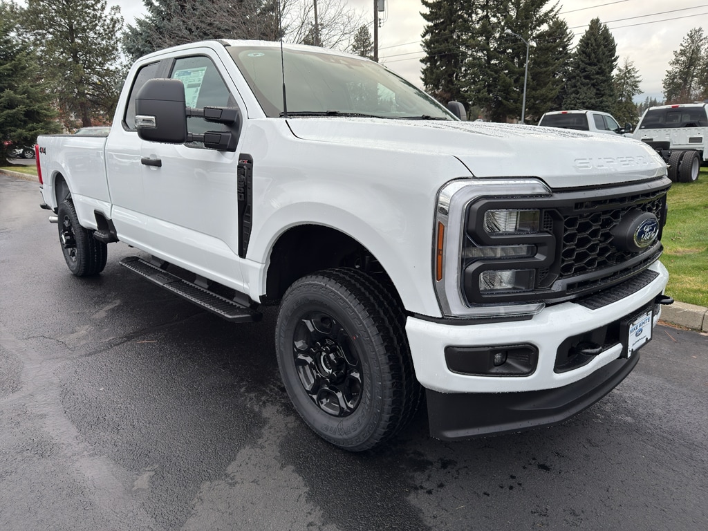 2026 Ford F-250 Super Duty XL's photo