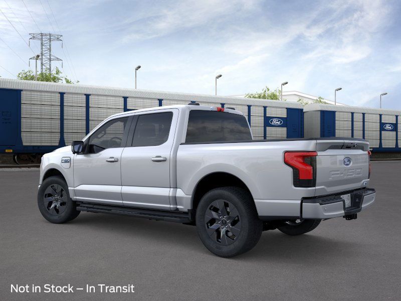 2025 Ford F-150 Lightning photo 4